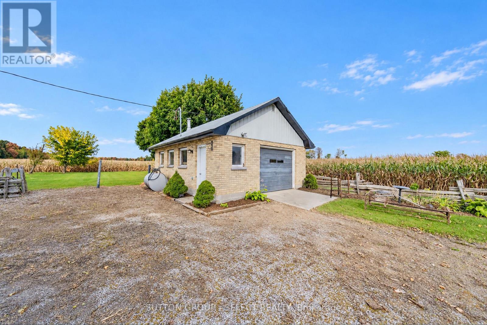 27840 Nairn Road — photo 46