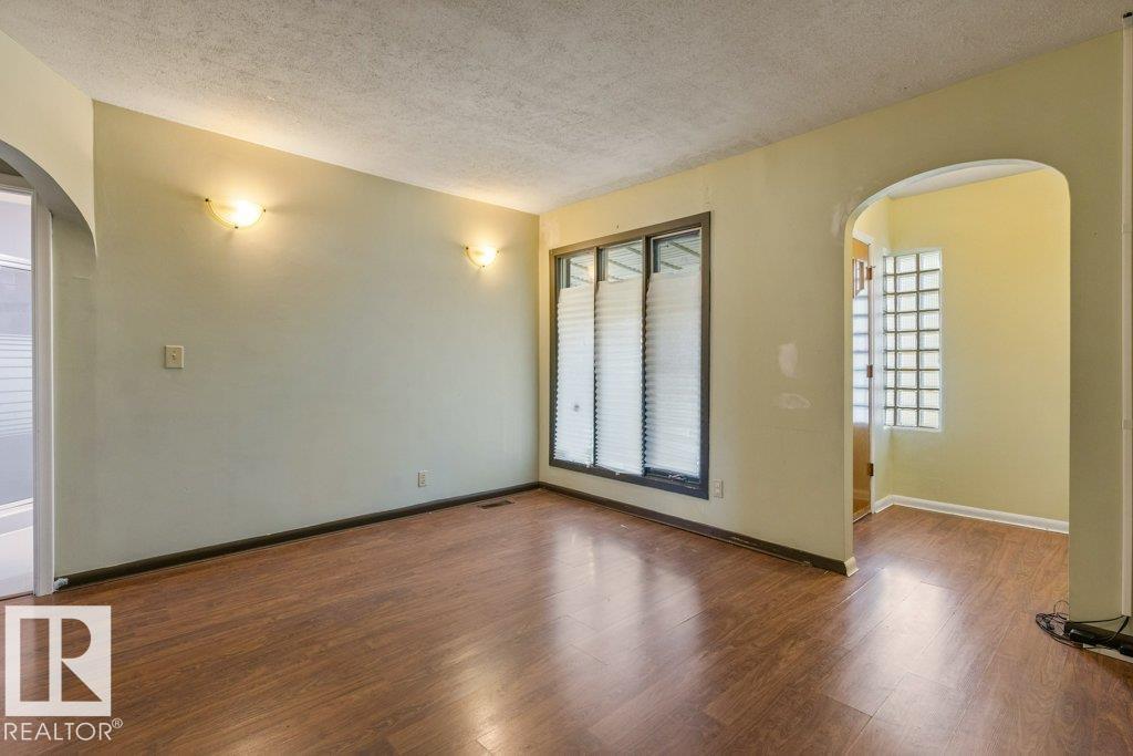 12335 89 ST NW - 2