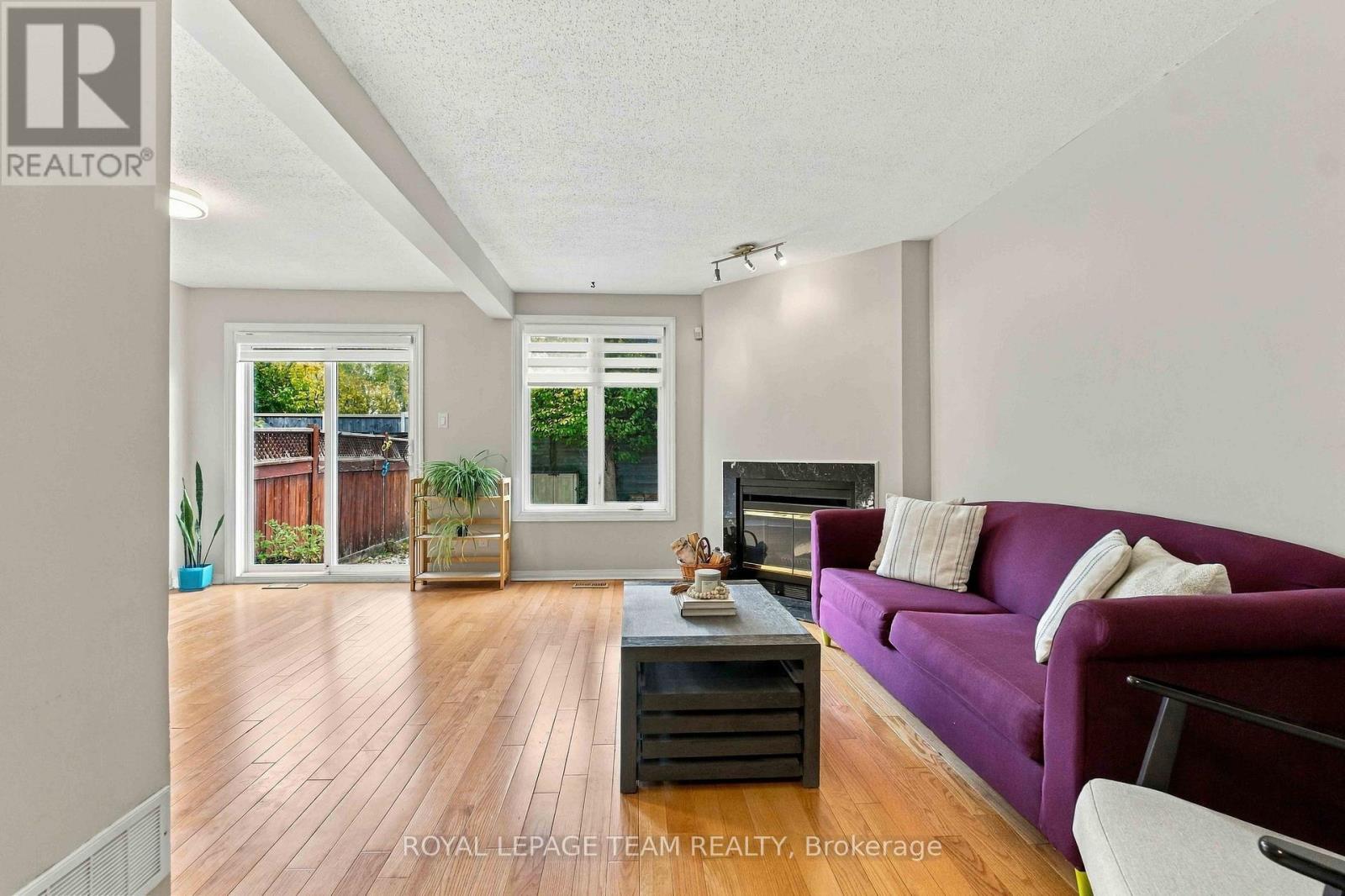 68 WOODBURY CRESCENT, Ottawa — photo 6