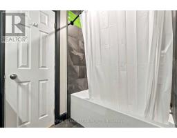 68 Woodbury Crescent, Ottawa, ON K1G5E1 Photo 18
