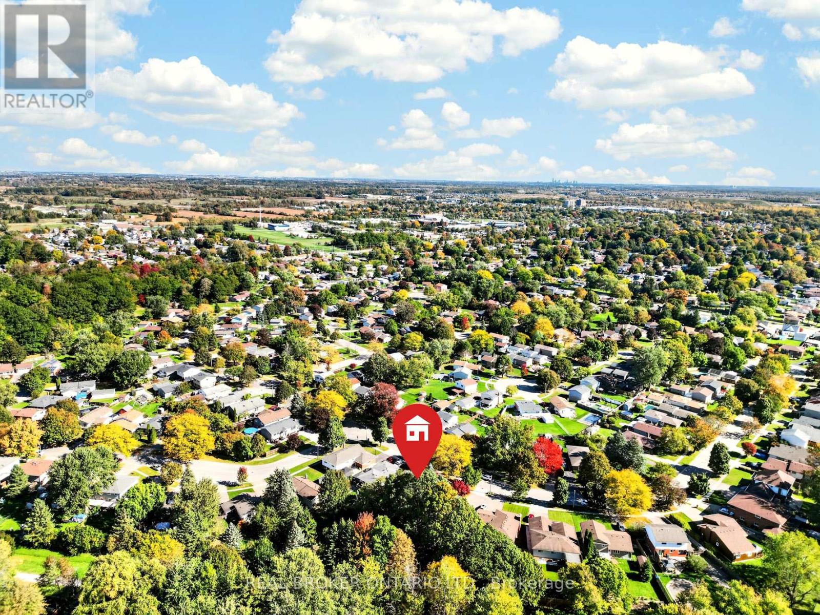 133 Leaside Drive — photo 46