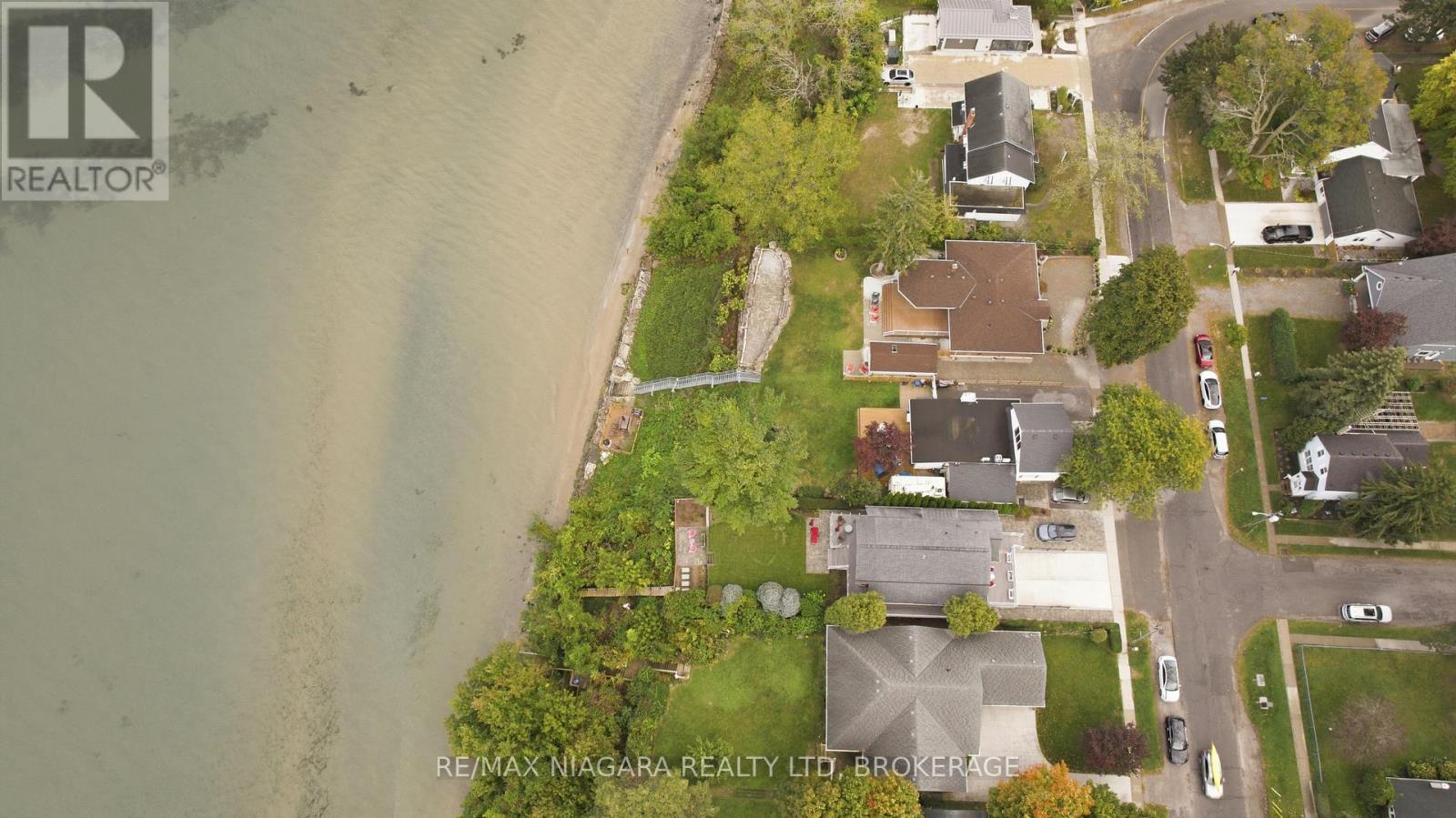 18 Dalhousie Avenue — photo 32