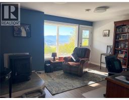 265 8th Avenue, Montrose, BC V0G1P0 Photo 23