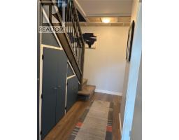 265 8th Avenue, Montrose, BC V0G1P0 Photo 19