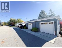 265 8th Avenue, Montrose, BC V0G1P0 Photo 36