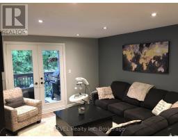 317 - 2030 Cleaver Avenue, Burlington, ON L7M4C3 Photo 10