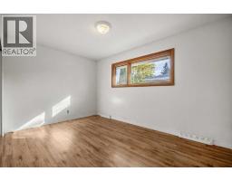 8712 11 Street Sw, Calgary, AB T2V1N6 Photo 19