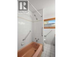 8712 11 Street Sw, Calgary, AB T2V1N6 Photo 23
