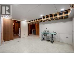 8712 11 Street Sw, Calgary, AB T2V1N6 Photo 28