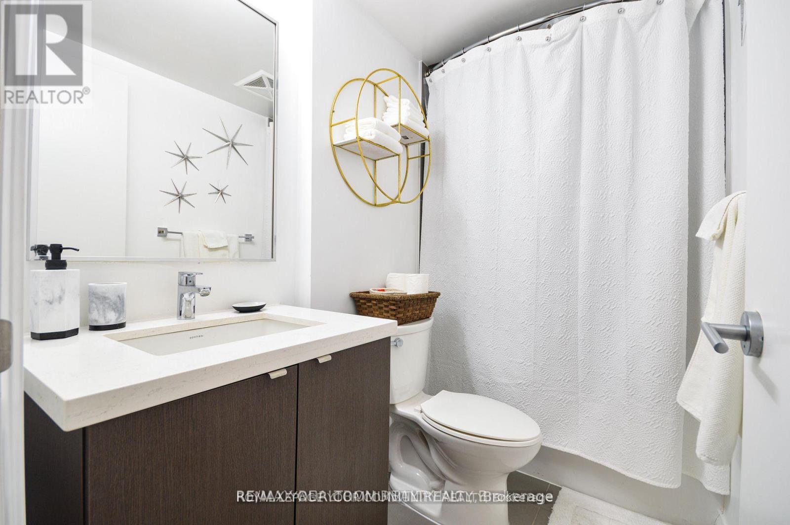 1408 - 155 YORKVILLE AVENUE, Toronto (Annex) — photo 5
