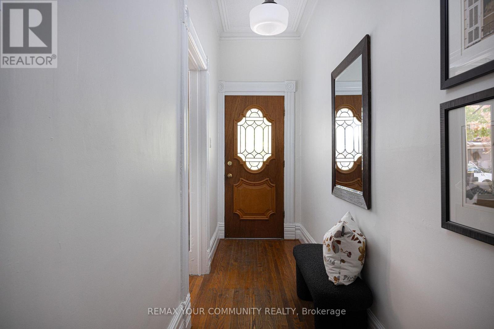 200 Albany Avenue, Toronto, ON photo 13