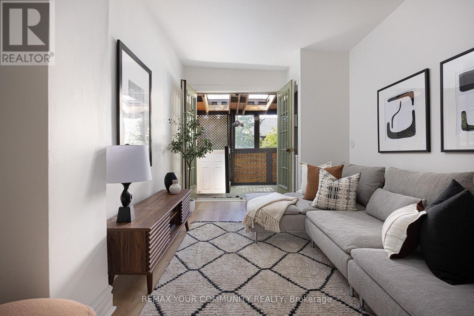 200 Albany Avenue, Toronto, ON photo 24