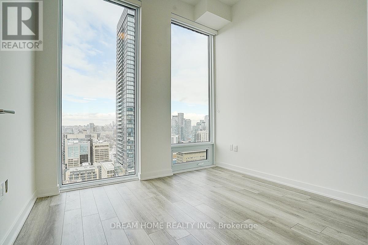 238 Simcoe Street — photo 22