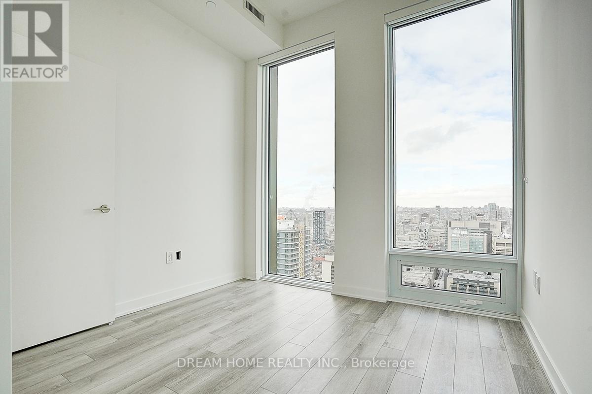 238 Simcoe Street — photo 24