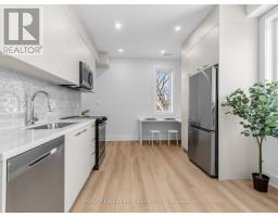 1a - 45 Bellevue Avenue, Toronto, ON M5T2N5 Photo 16