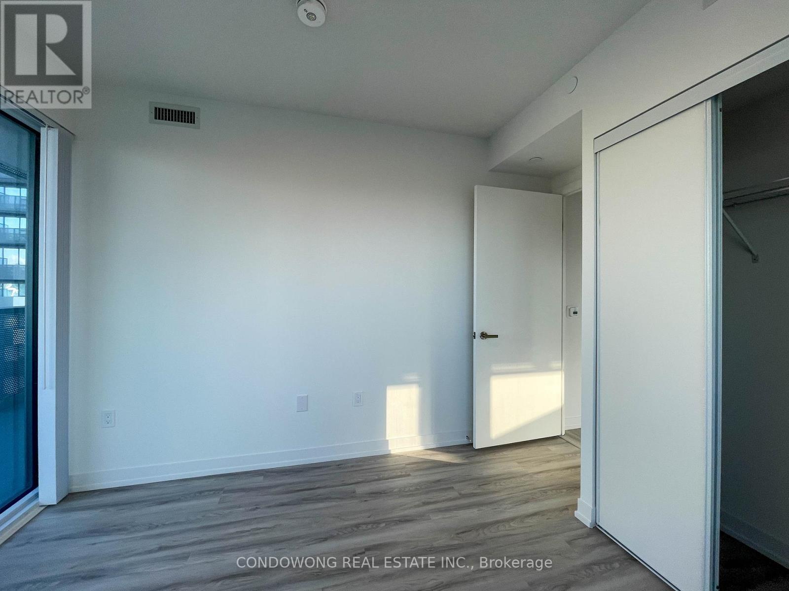 2105 - 55 COOPER STREET, Toronto (Waterfront Communities) — photo 9