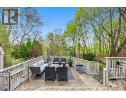 141 Old Forest Hill Road, Toronto, ON M5N2N7 Photo 23