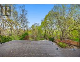 141 Old Forest Hill Road, Toronto, ON M5N2N7 Photo 41