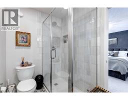 15033 37 Street SW - photo 16
