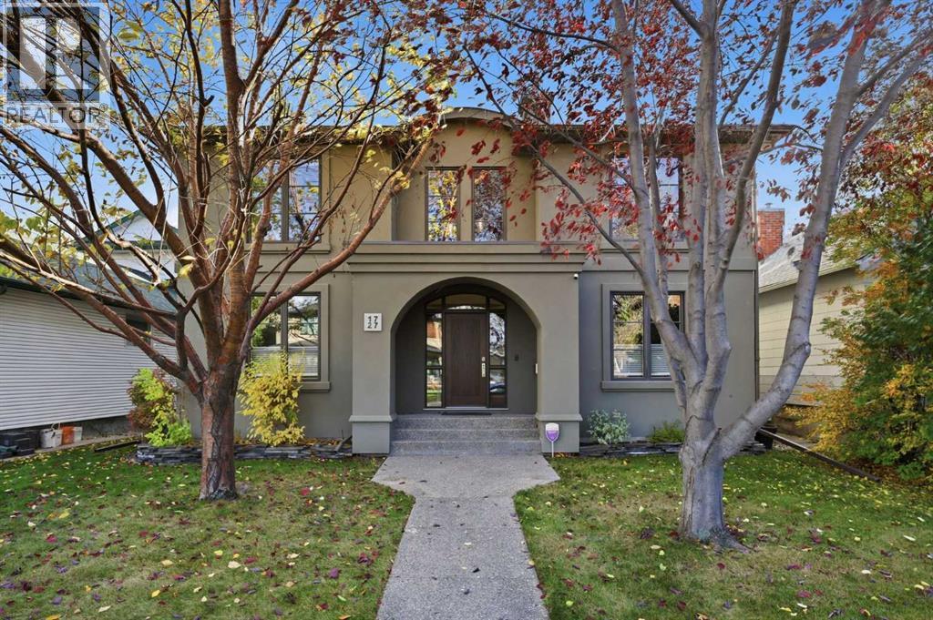 1727 Westmount Road NW, Calgary