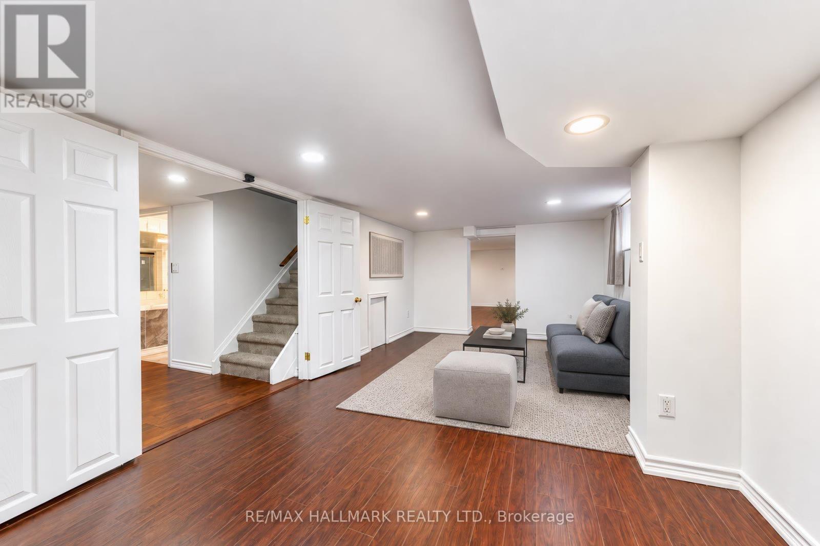 14 Saunders Road, Toronto, ON photo 16