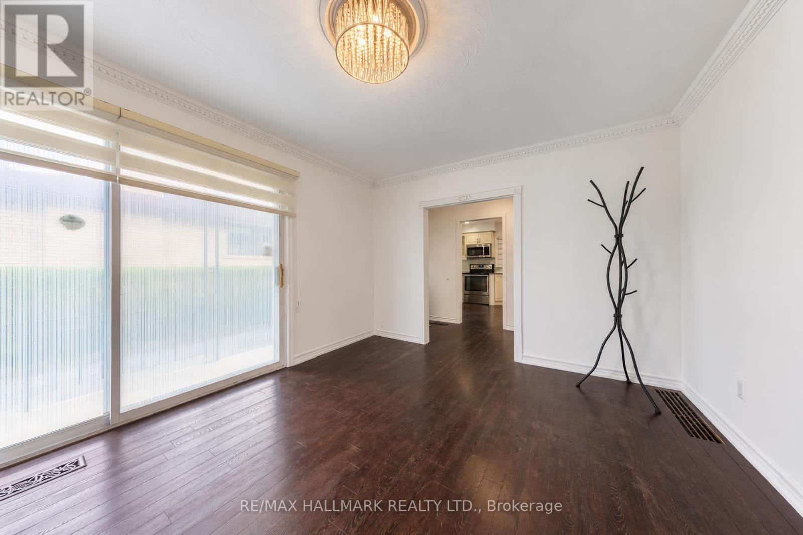 14 Saunders Road, Toronto, ON photo 24