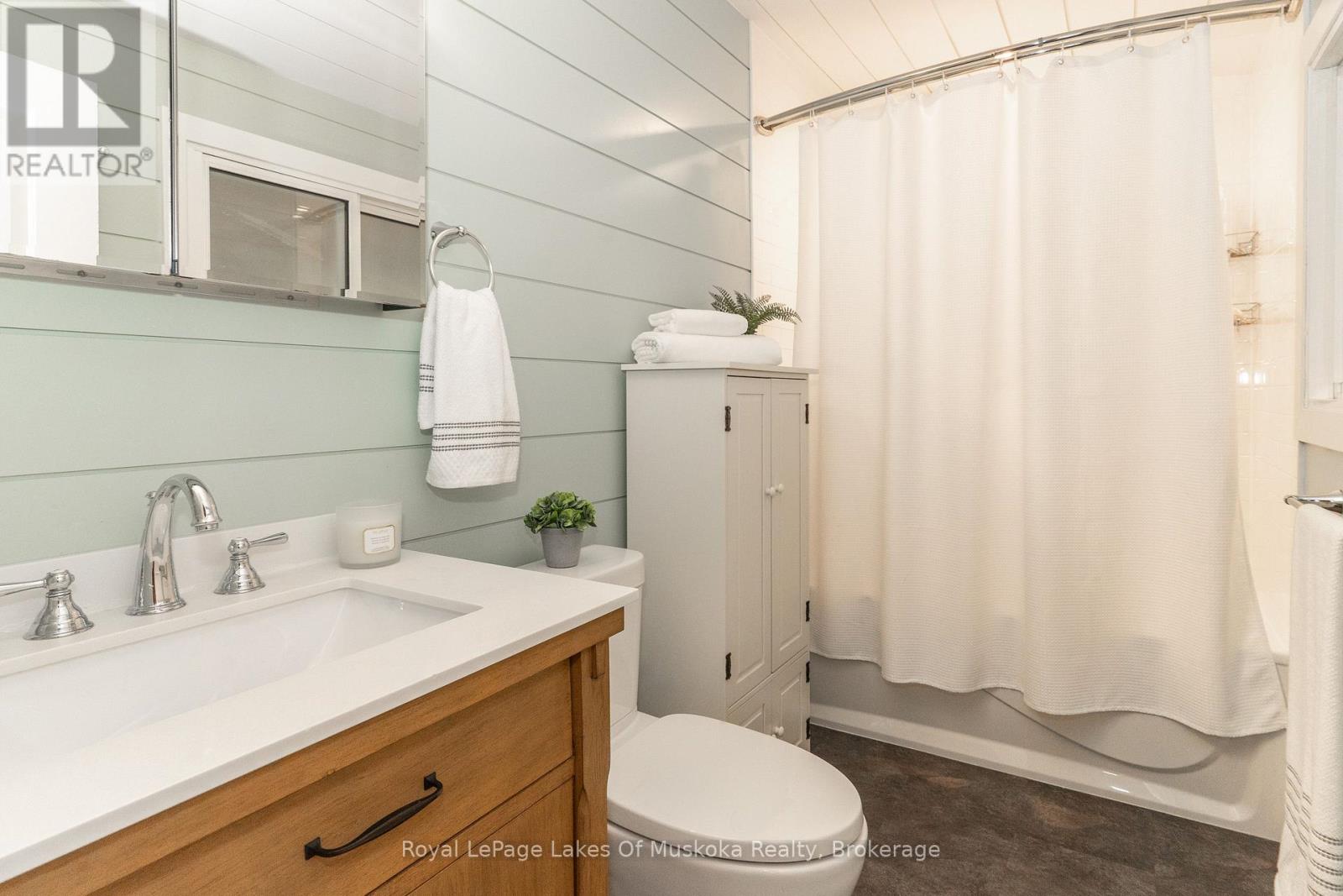 1439 Silver Lake Road — photo 17