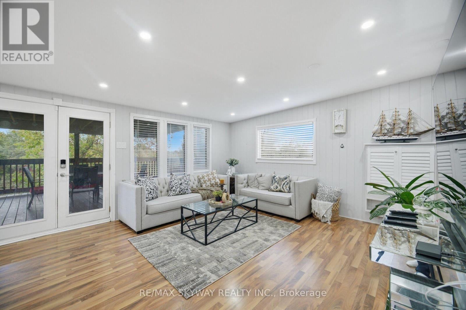 9476 Highway 9, Adjala-Tosorontio, ON photo 22