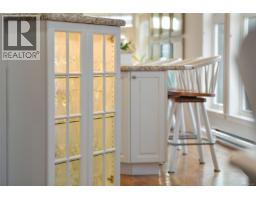 225 Kingston St, Victoria, BC V8V1V5 Photo 55