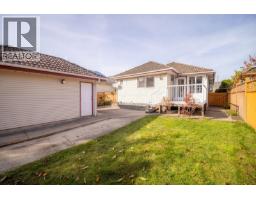 1824 Willow Crescent, Squamish, BC V8B0L9 Photo 32