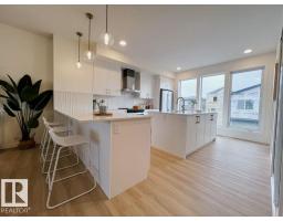 Playroom - 424 31 St Sw, Edmonton, AB T6X3N8 Photo 7