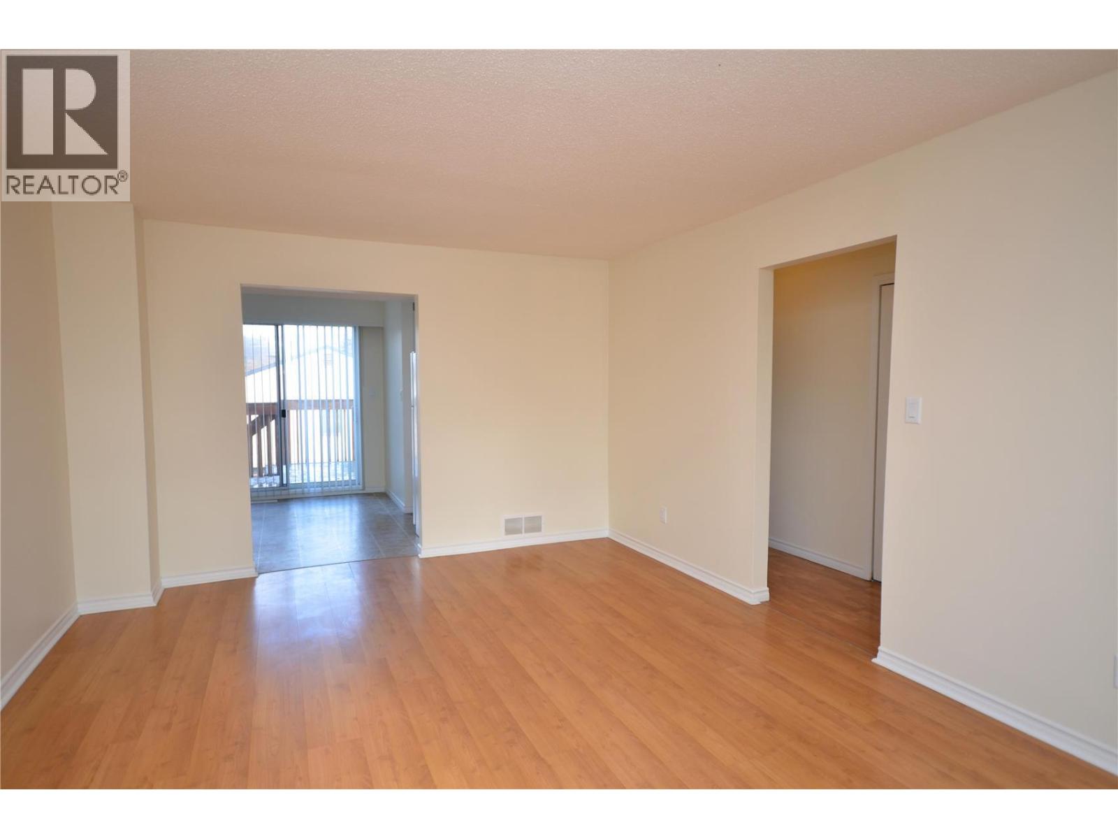 4501B 15 Avenue, Vernon - Image 1