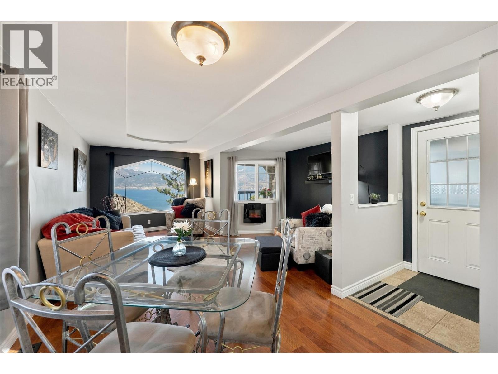 11619 Walters Road Unit# 4, Summerland