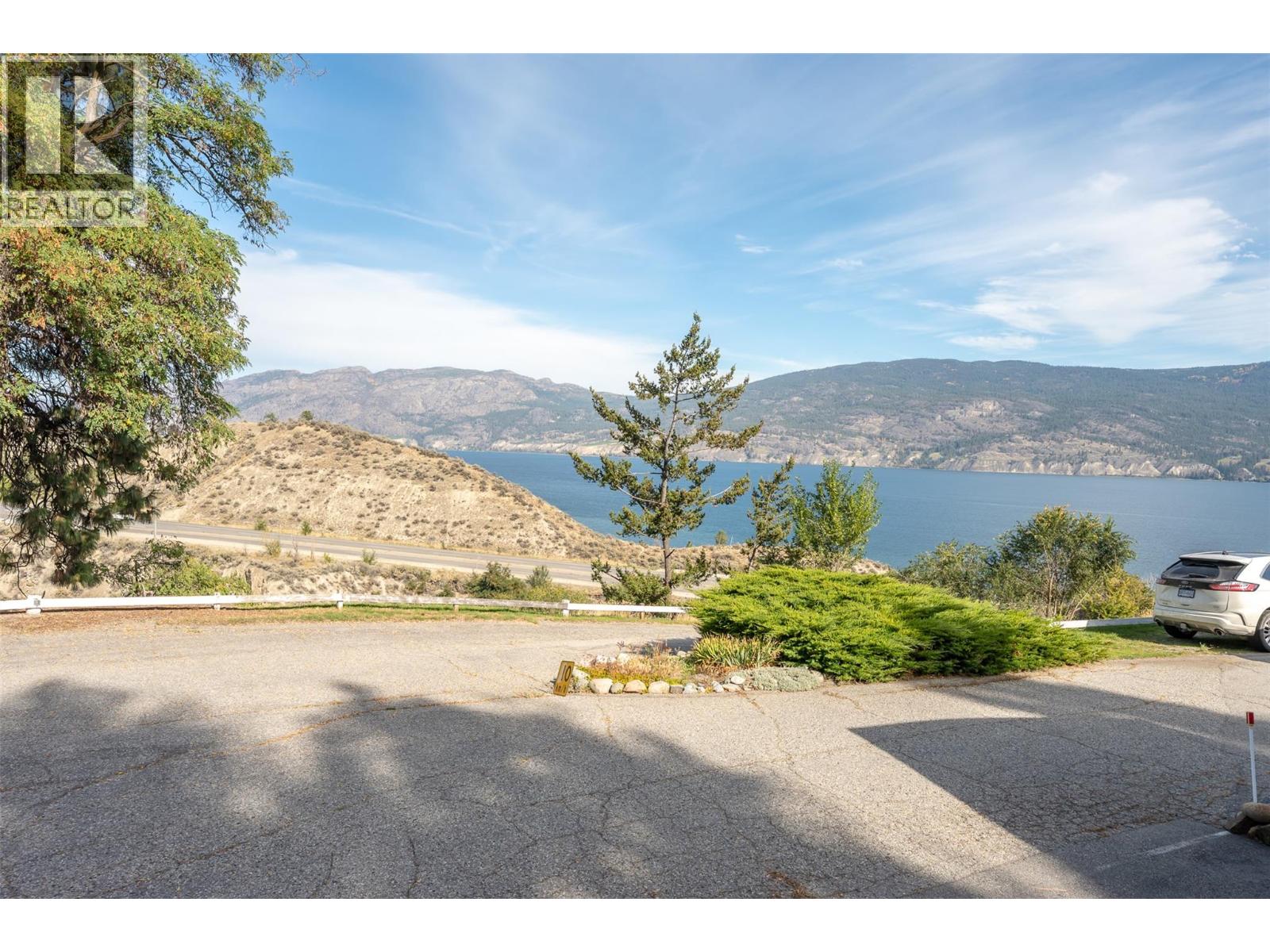 11619 Walters Road Unit# 4, Summerland