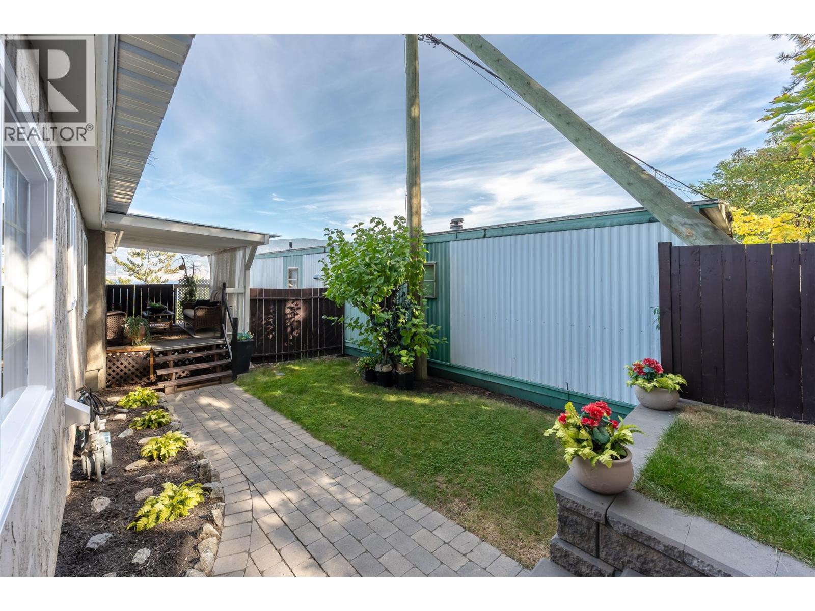 11619 Walters Road Unit# 4, Summerland