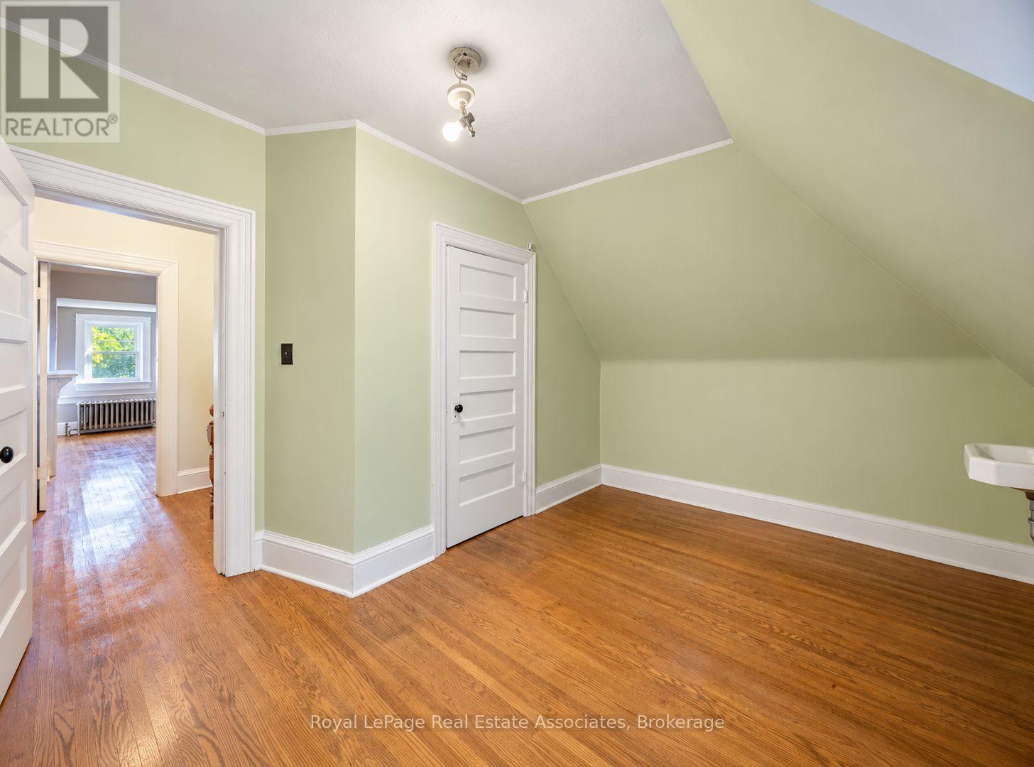 132 Close Avenue, Toronto, ON photo 15