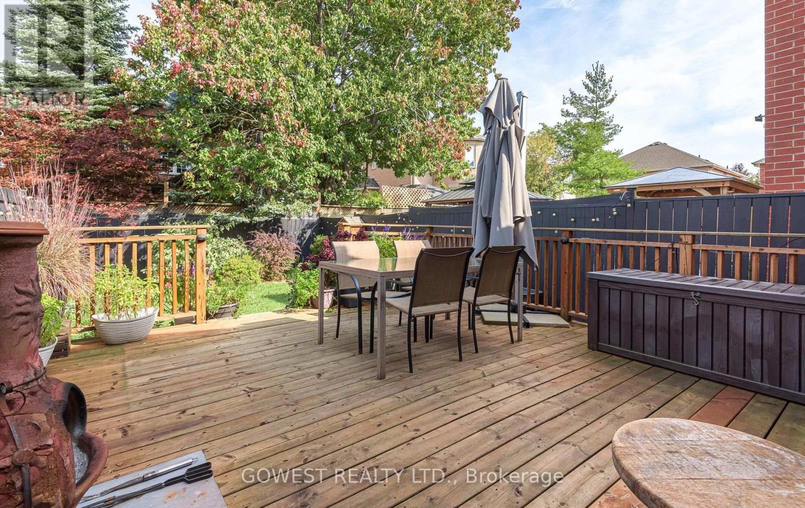 6879 POSTMASTER RIDGE - 44
