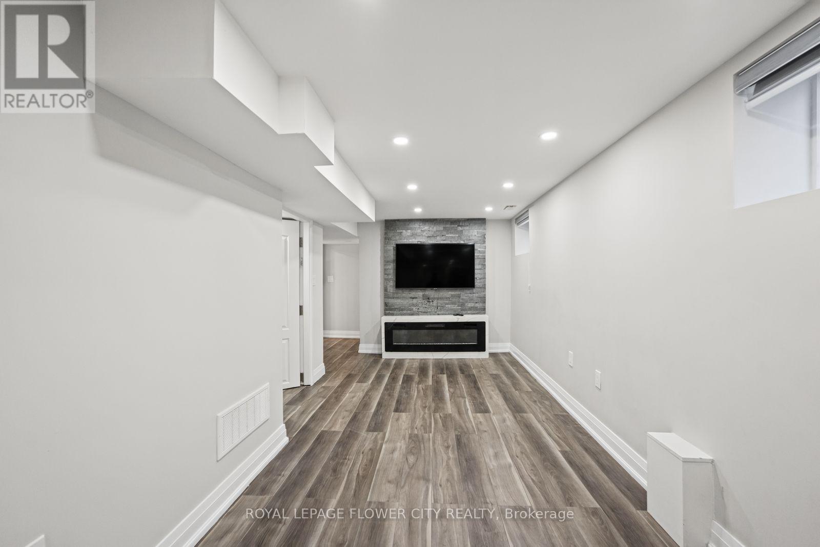 1812 Christopher Road — photo 29