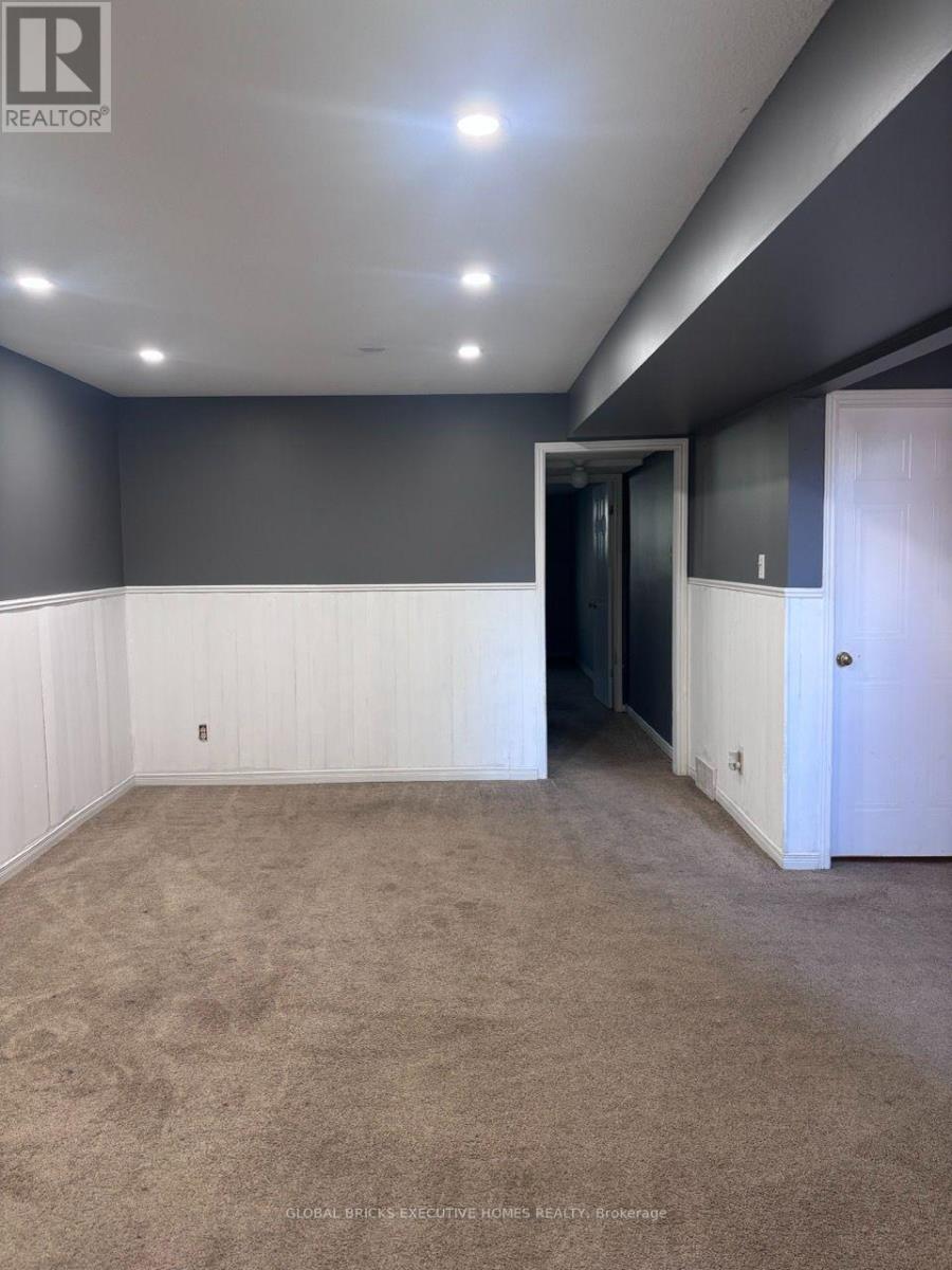173 Martinet Avenue — photo 13