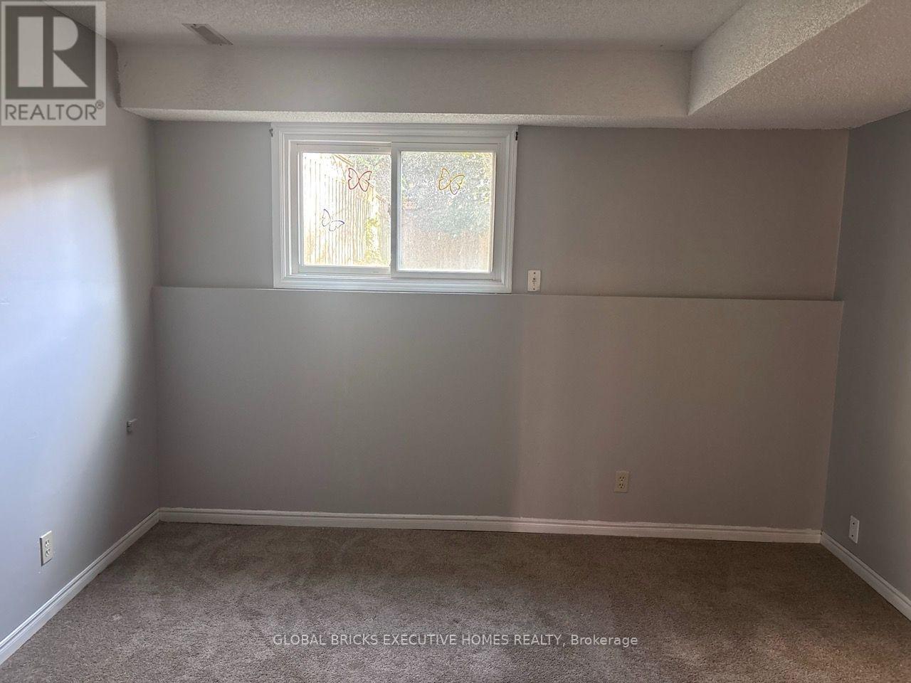 173 Martinet Avenue — photo 15