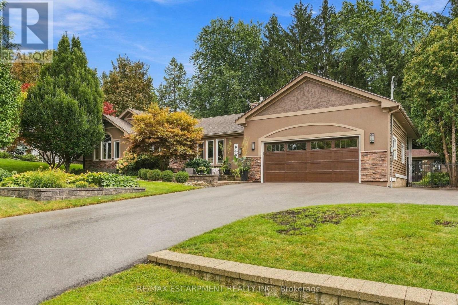 816 ALEXANDER ROAD, Hamilton (Ancaster) — photo 2