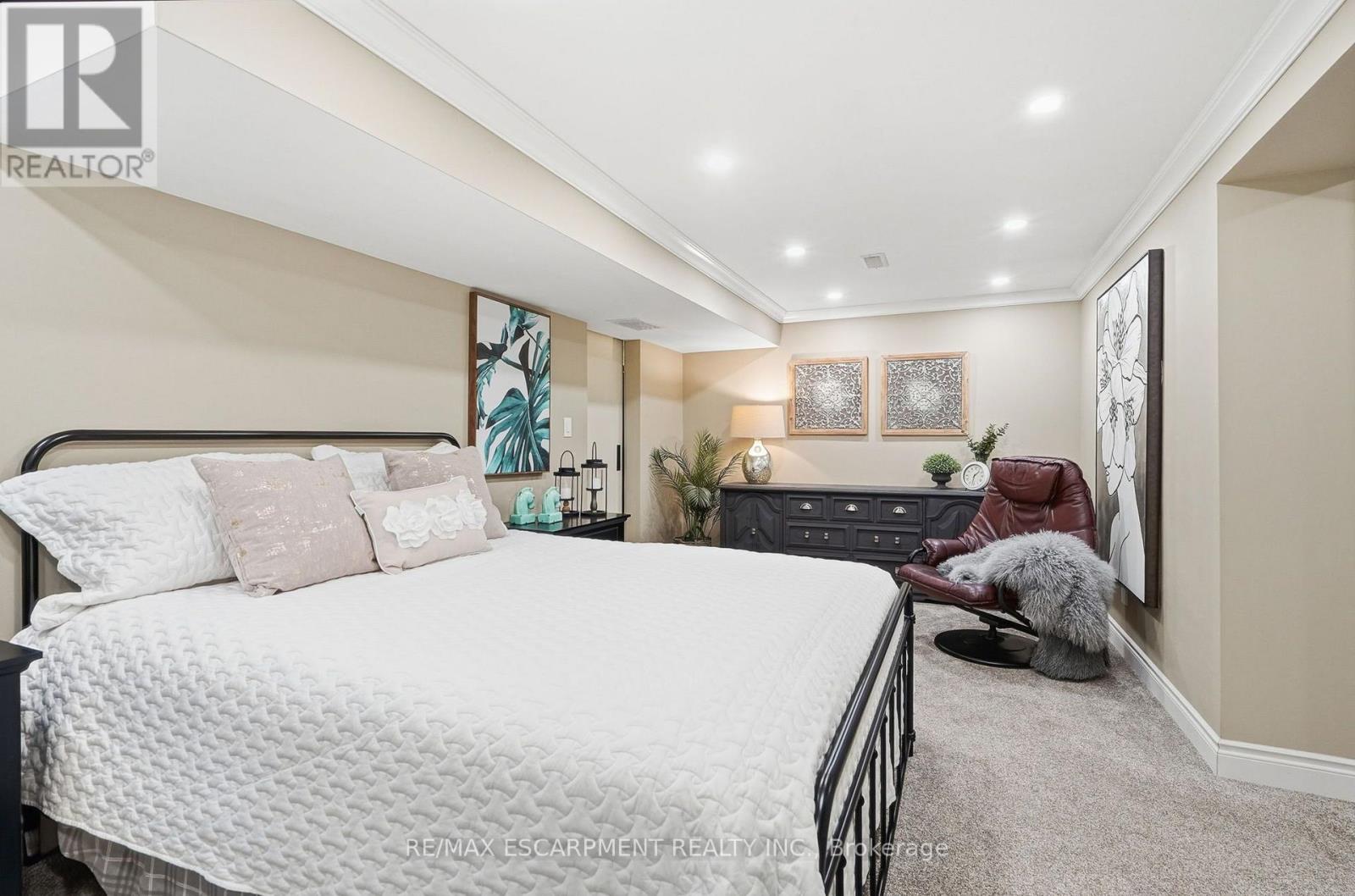 816 ALEXANDER Road, Hamilton, ON photo 39