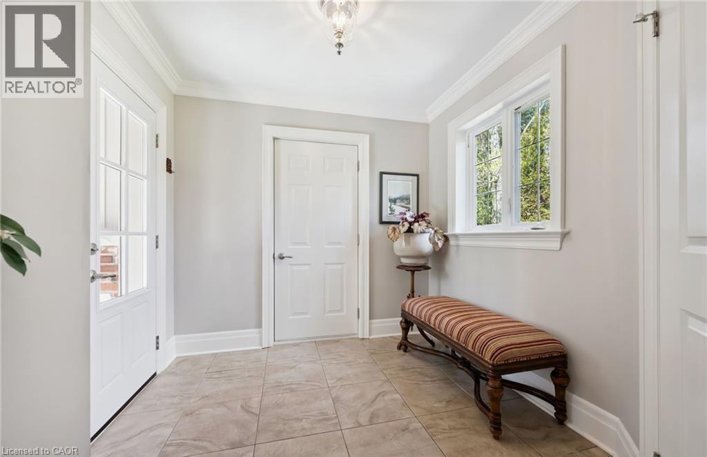 2073 Maplewood Road — photo 30
