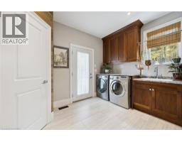 5pc Ensuite bath - 2073 Maplewood Road, St  Clements, ON N0B2M0 Photo 17