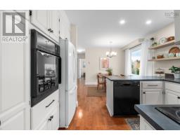 110 Skyway Drive, Wolfville, NS B4P1S4 Photo 17