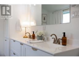 110 Skyway Drive, Wolfville, NS B4P1S4 Photo 31