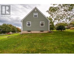 110 Skyway Drive, Wolfville, NS B4P1S4 Photo 37
