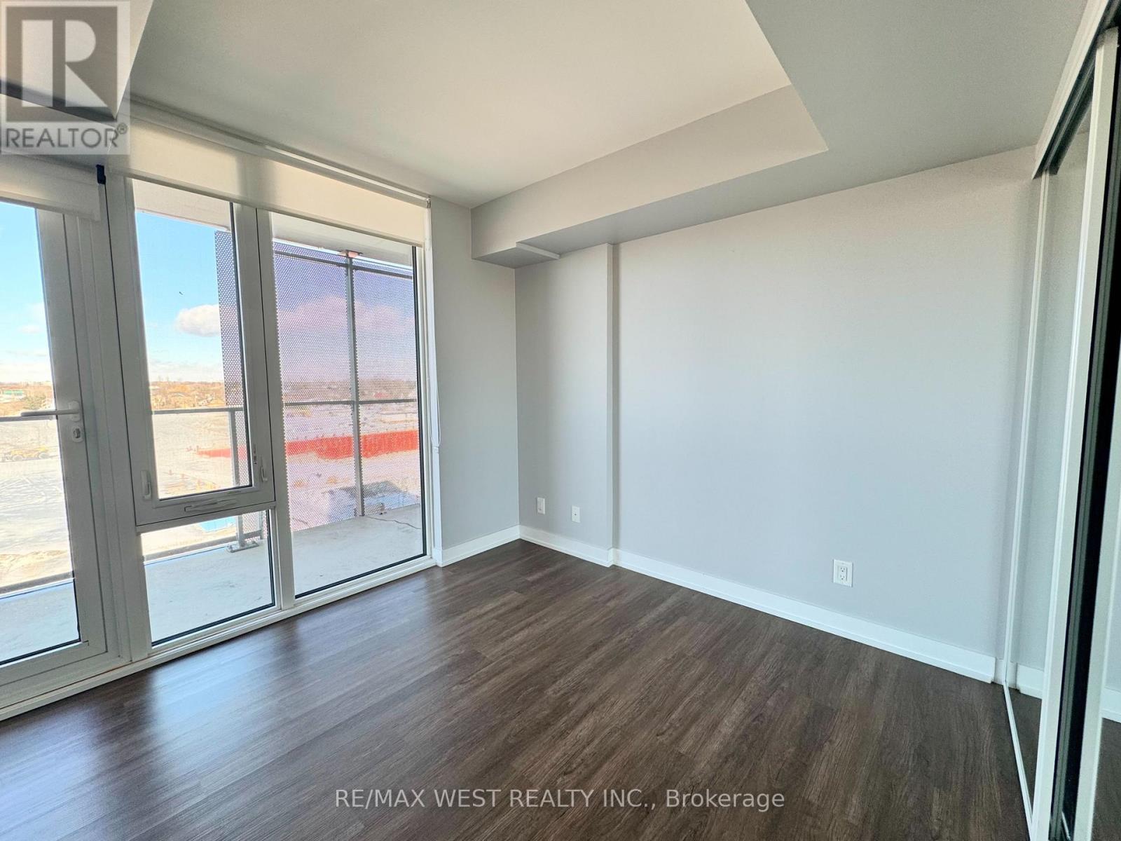 38 Monte Kwinter Court — photo 10