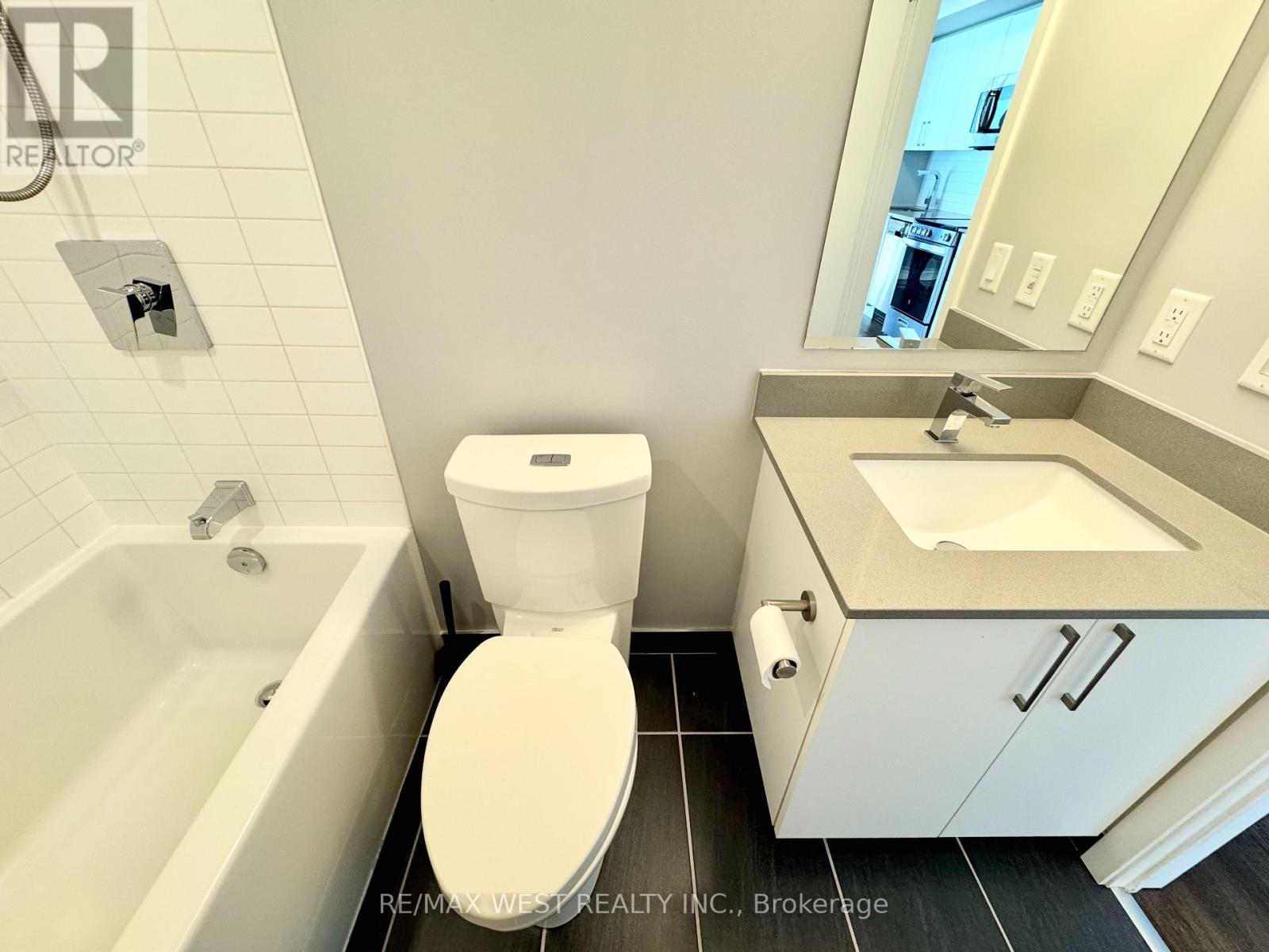 38 Monte Kwinter Court — photo 13