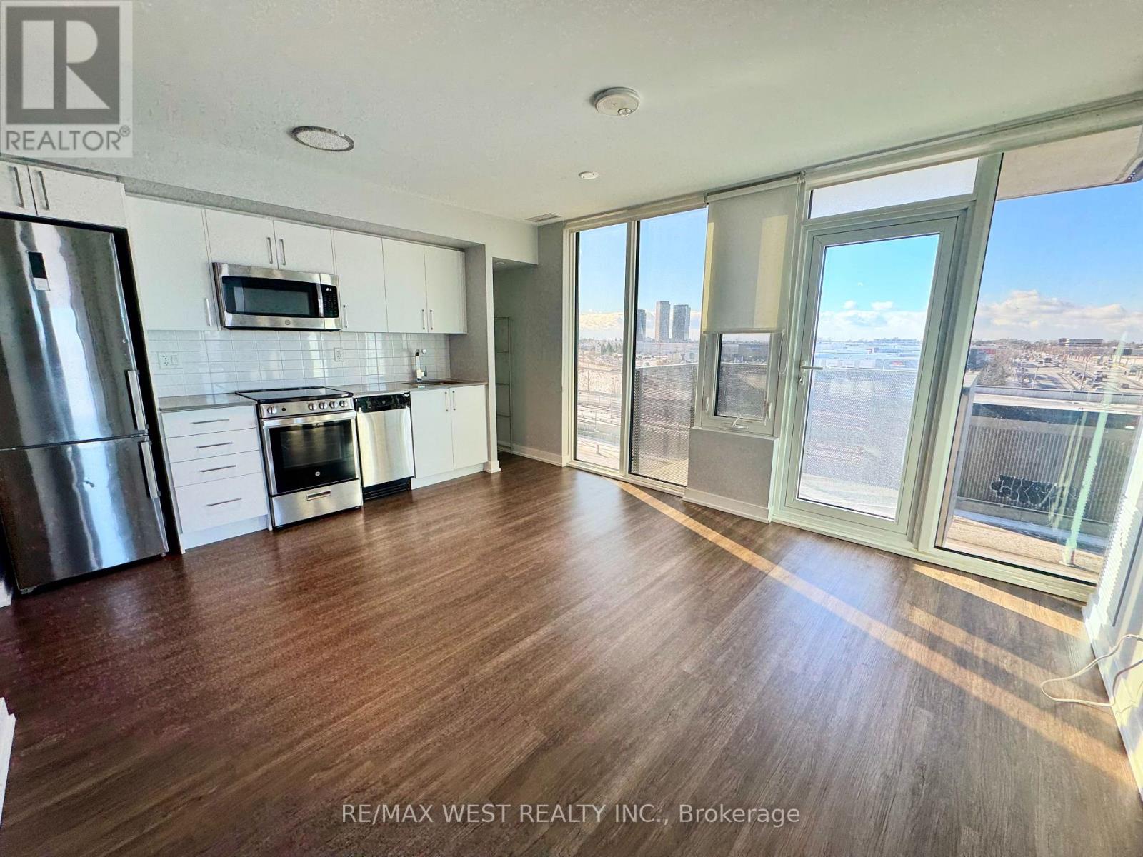 38 Monte Kwinter Court — photo 4